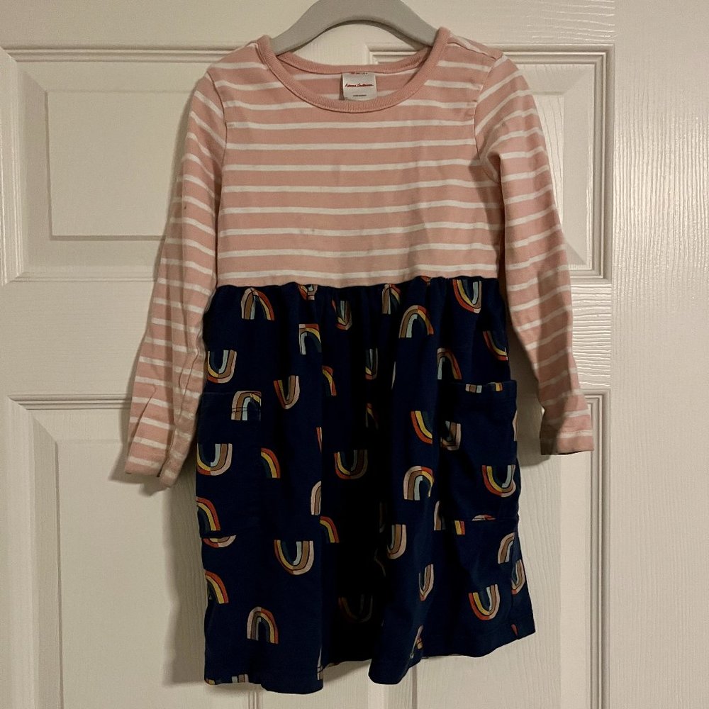 Hanna Andersson // Rainbow play dress // Size 4